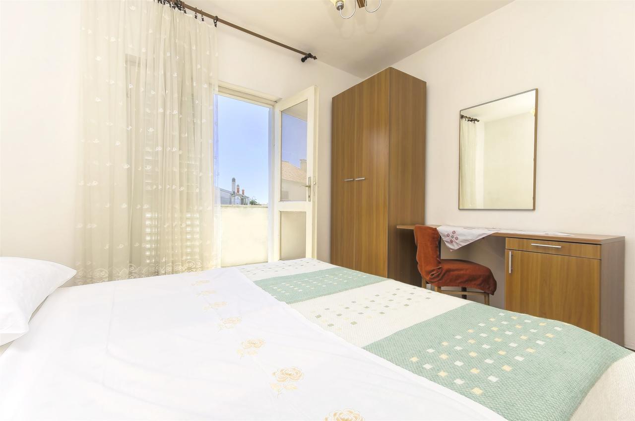 Apartment Niko Vodice Dış mekan fotoğraf