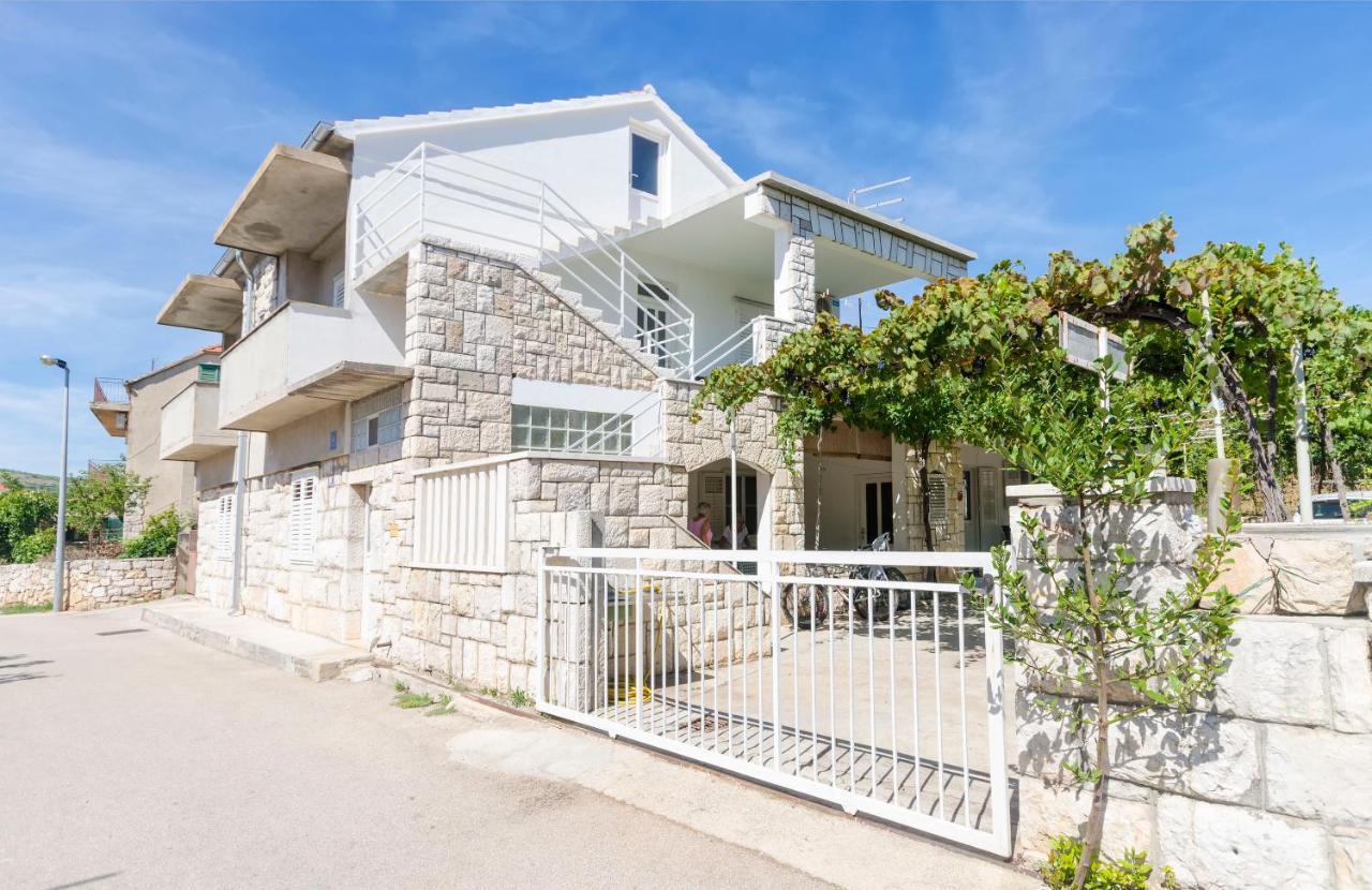 Apartment Niko Vodice Dış mekan fotoğraf